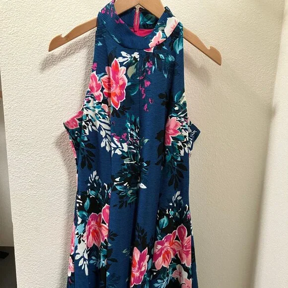 Vince Camuto Floral Blue & Pink Halter Sleeveless Dress, Size 8P